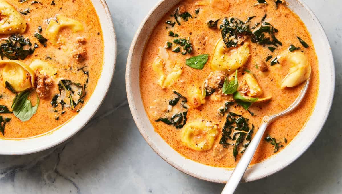 Creamy Tuscan Tortellini Soup: The 30-Minute Comfort Dinner