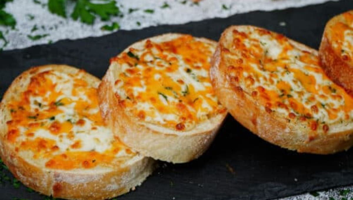 Air Fryer Cheese Toast You’ll Crave!