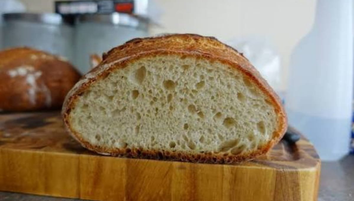 The Sourdough bread Recipe That Fixed My "Hockey Puck" Loaves