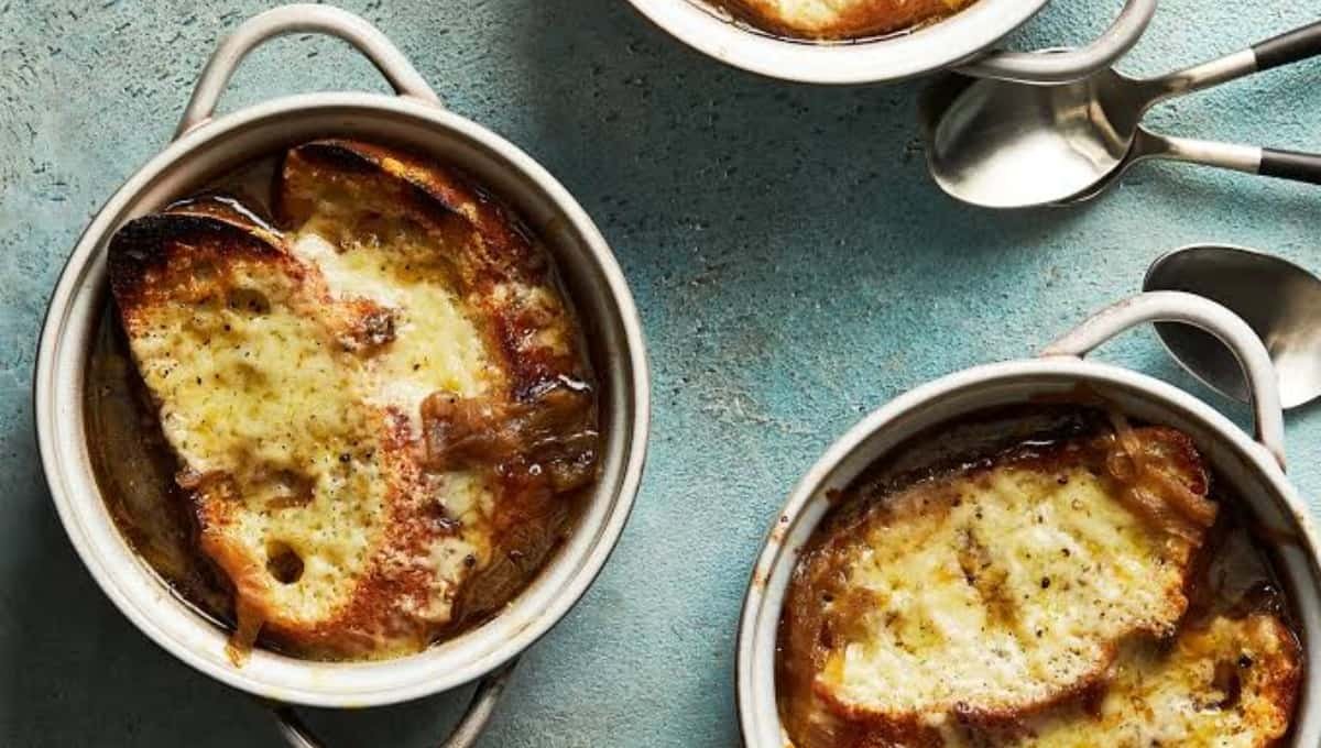 The French Onion Soup Recipe That'll Make You Skip the Restaurant Version