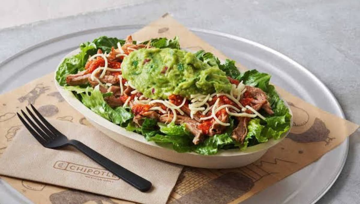 15 Keto Fast Food Hacks That Beat the Drive-Thru
