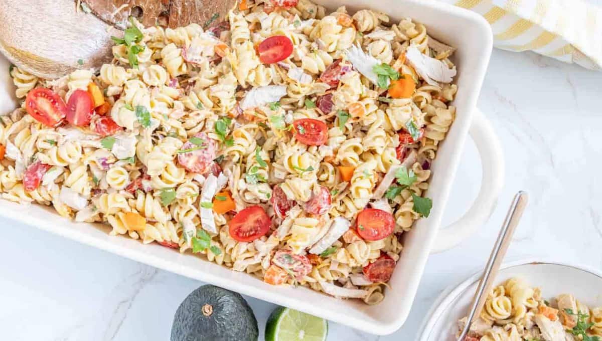 Why This Chicken Pasta Salad Never Turns Soggy At Potlucks