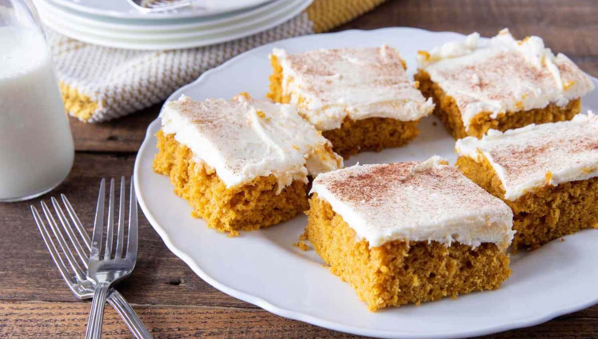 Easy Fall Recipe Pumpkin Bars with Cream Cheese Frosting