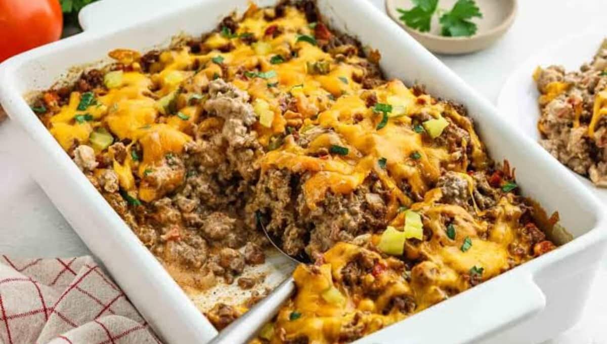 This Low Carb Cheeseburger Skillet Tastes Like Cheating