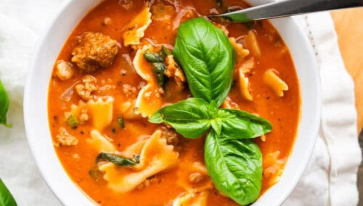 This One-Pot Lasagna Soup Broke the Internet