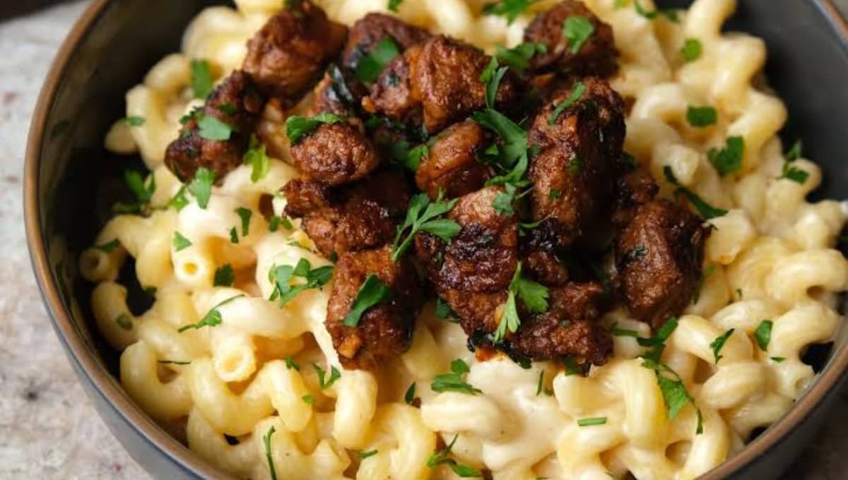 Steak and Mac and Cheese: Steakhouse Magic in 35 Minutes