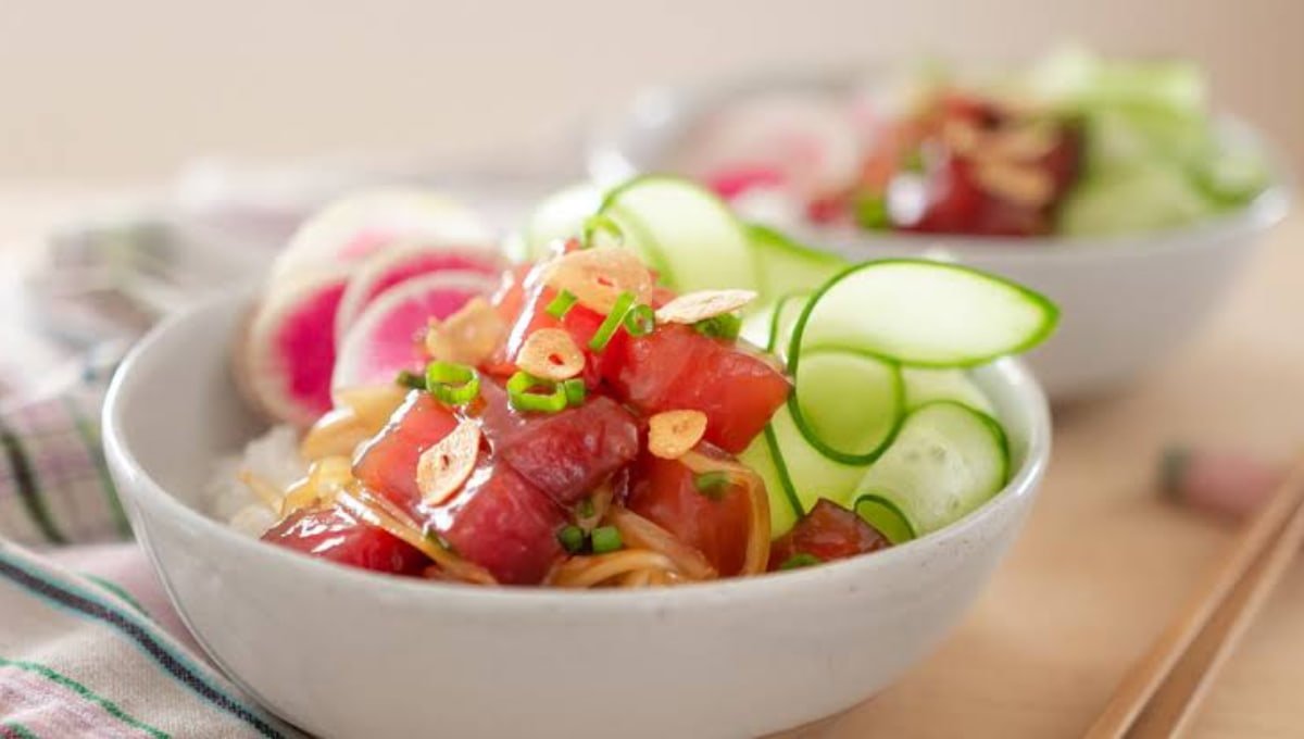 This Spicy Tuna Poke Bowl Beats Takeout Every Time