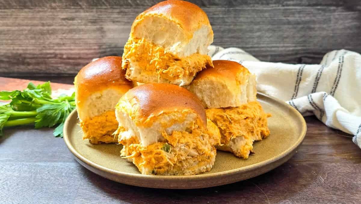 Buffalo Chicken Sliders: The Tailgate Food Idea Everyone Will Ask You About