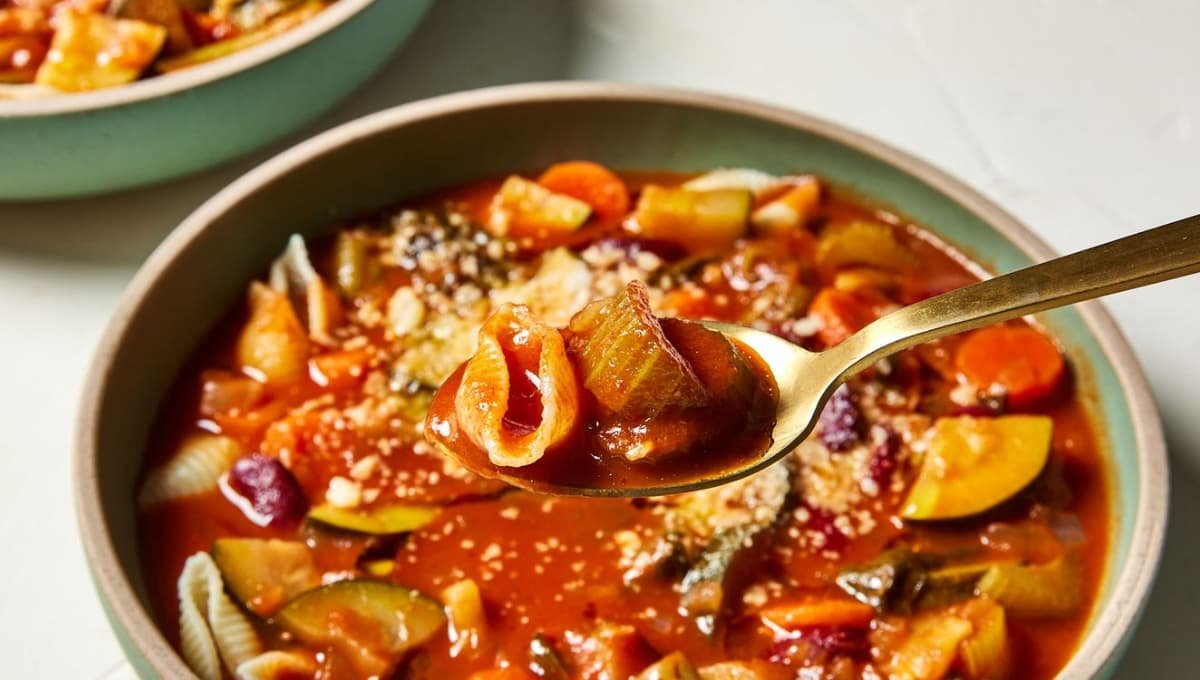 Minestrone Soup: The Parmesan Rind Trick for All-Day Flavor