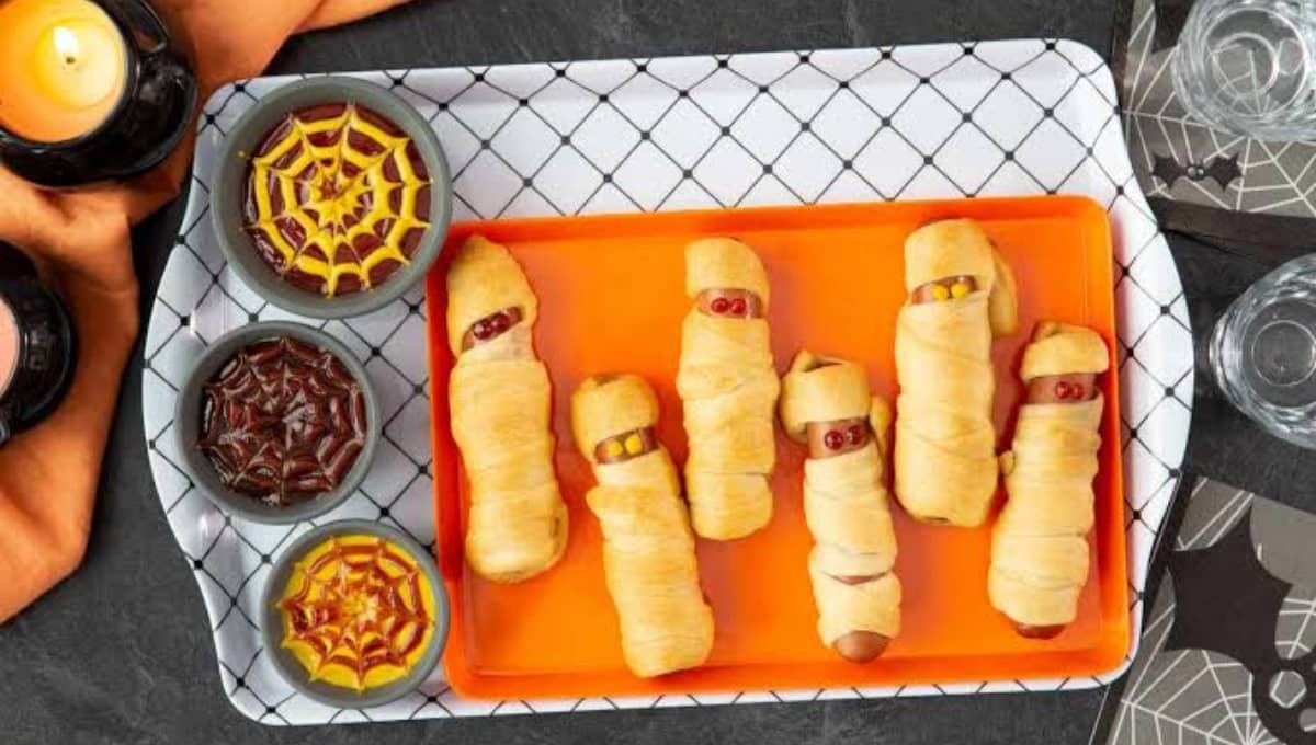 Easy Halloween Finger Foods That Disappear in 5 Minutes