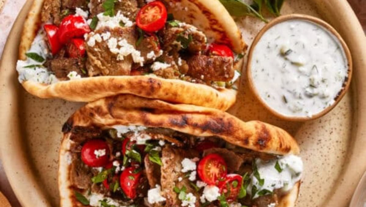 Chicken Gyros With Tzatziki Sauce That Melts In Your Mouth