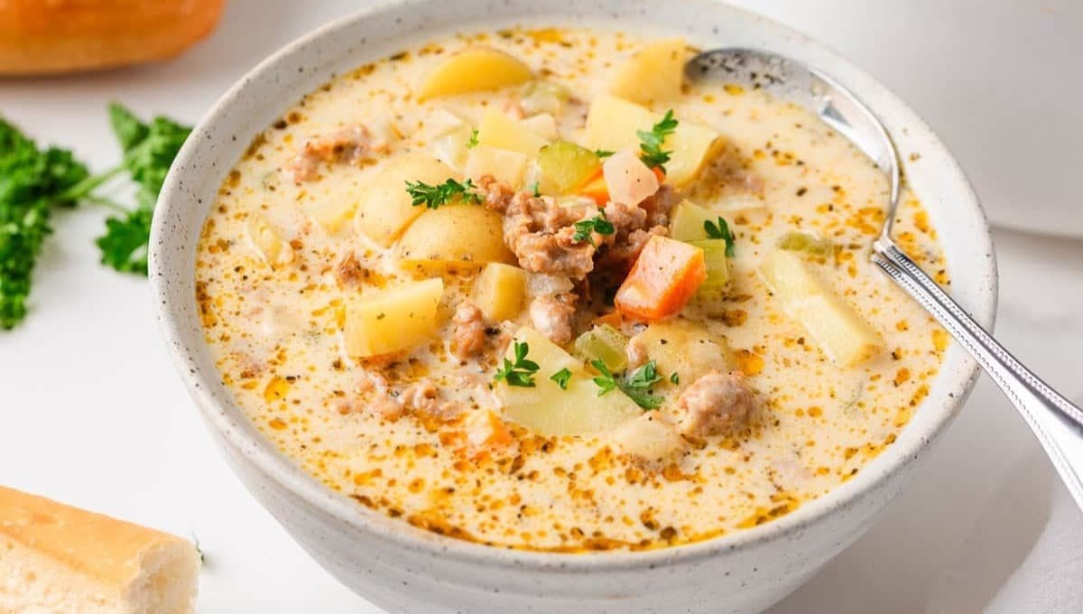 Hearty Sweet Potato Sausage Soup: A Creamy Comfort in Every Spoonful!