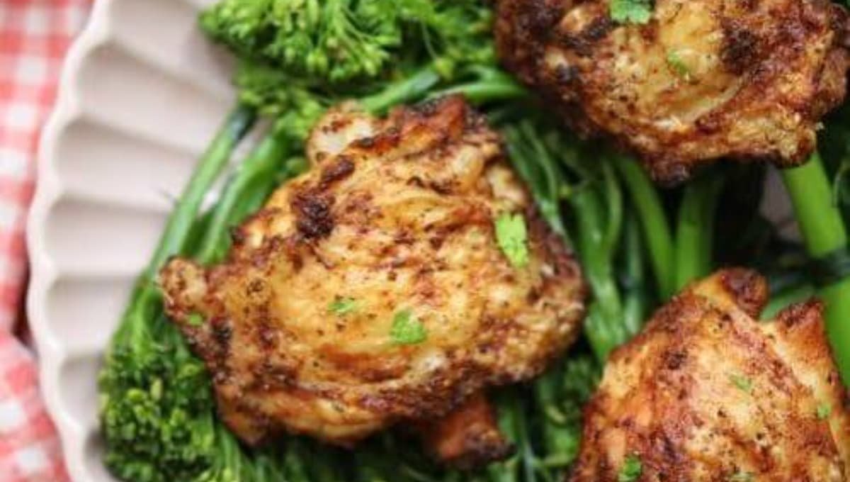 Air Fryer Chicken Thighs That Crackle Like Chips
