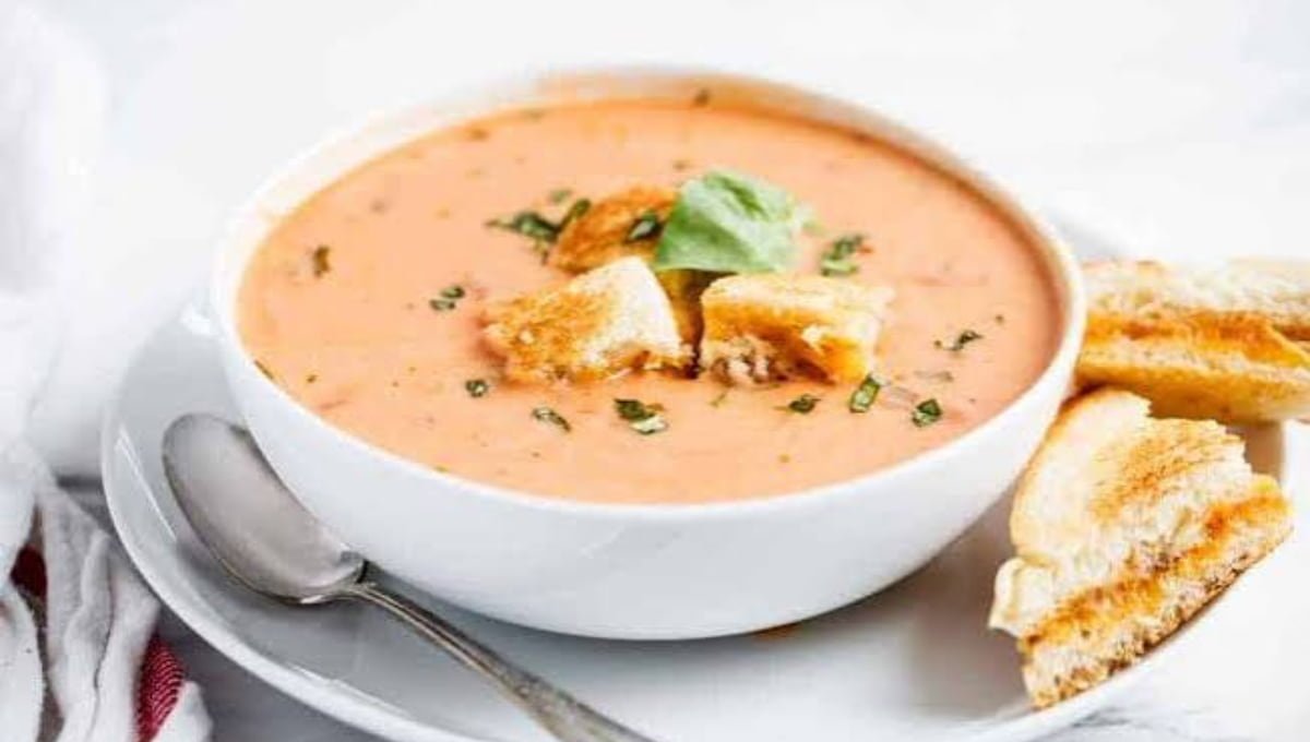 Tomato Basil Soup That Tastes Like It Simmered All Day
