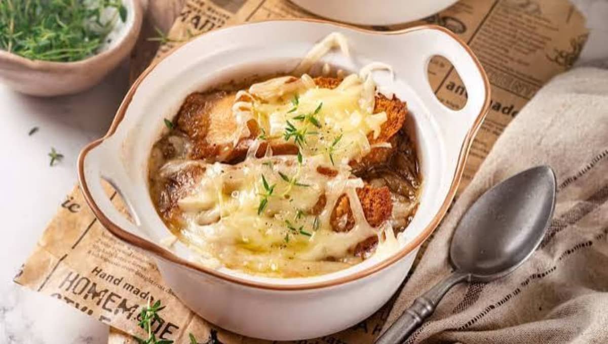 Easy French Onion Soup Recipe for Cozy Nights in 2026
