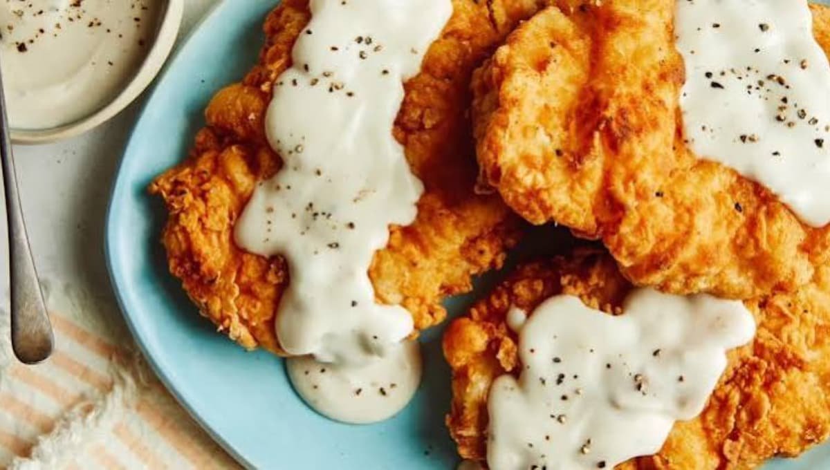 Chicken Fried Chicken With Creamy Gravy