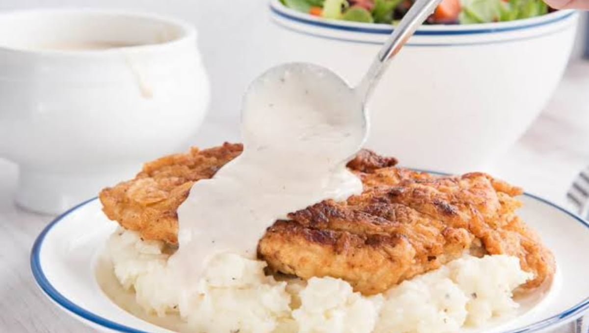 Chicken Fried Chicken With Creamy Gravy